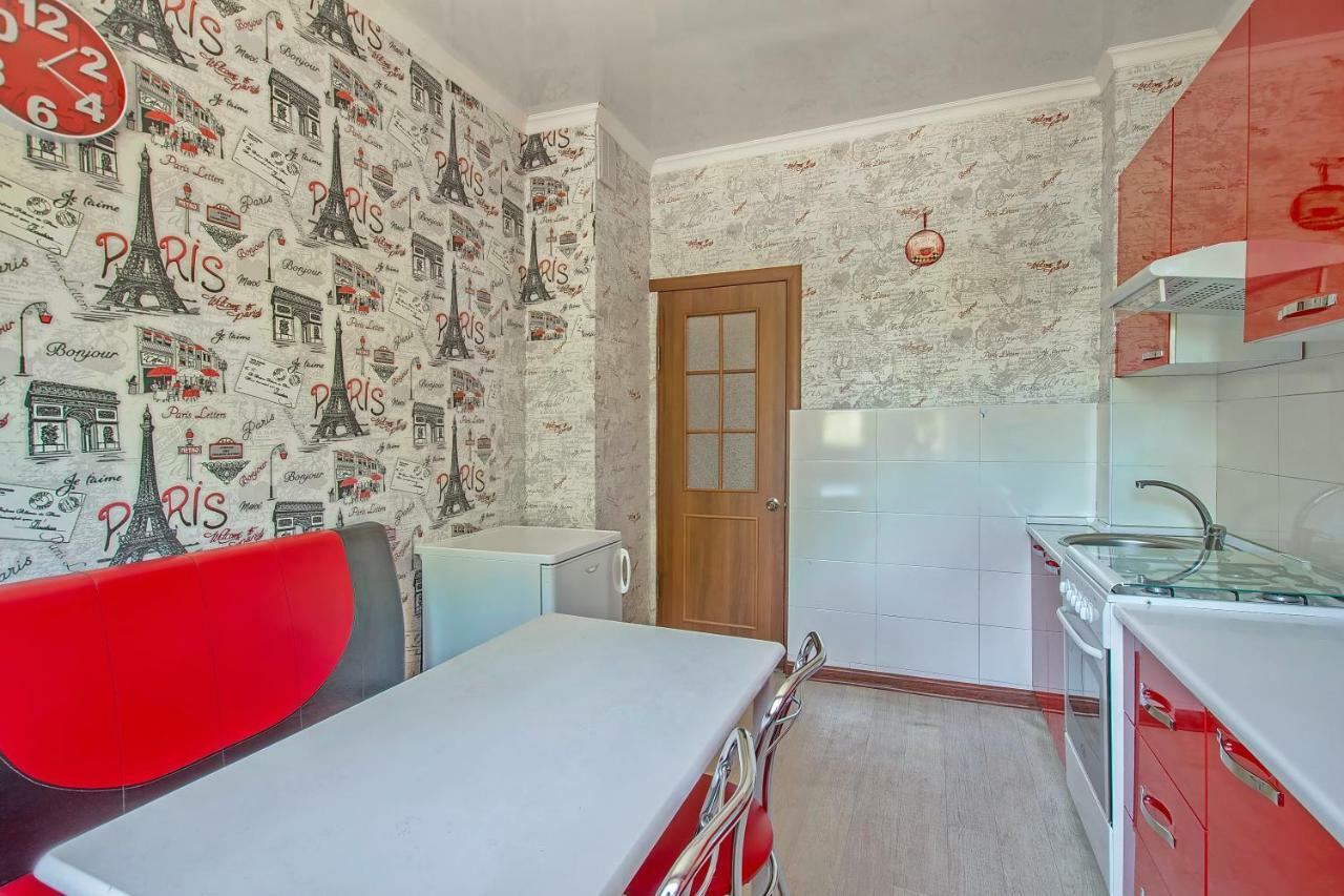 Cozy Apartment On Rozybakiev 145. Atakent Almaty Exteriér fotografie